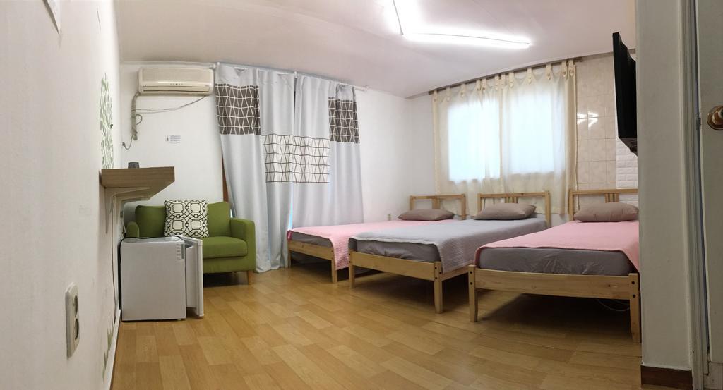Egg Guesthouse Korea Сеул Экстерьер фото